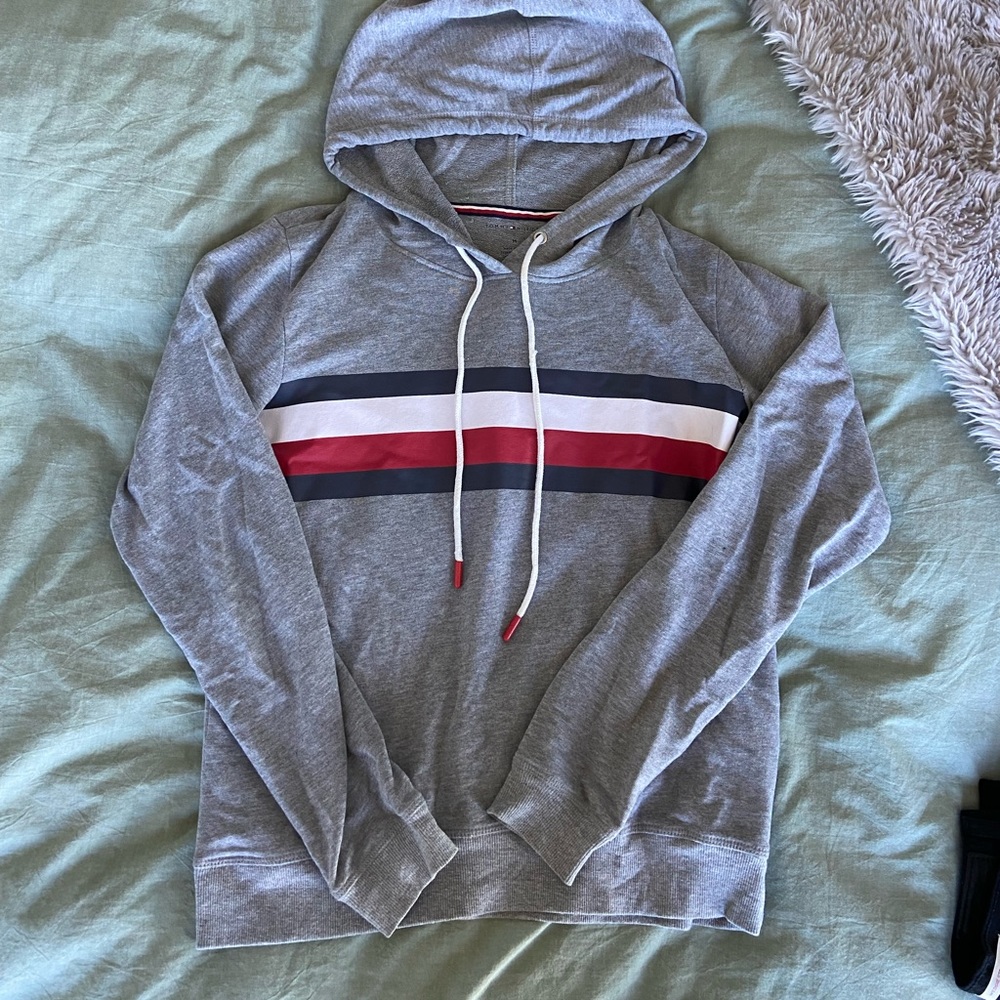 Tommy Hilfiger Sweatshirt- Size M